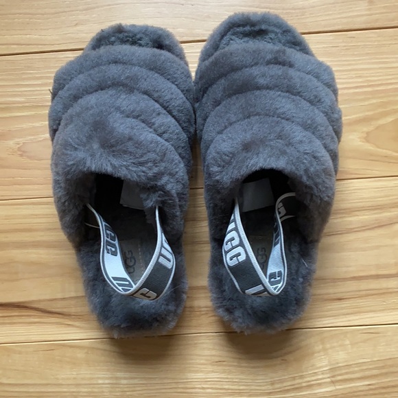 UGG®
Women's Fluff Yeah Slide Slippers - Picture 2 of 7
